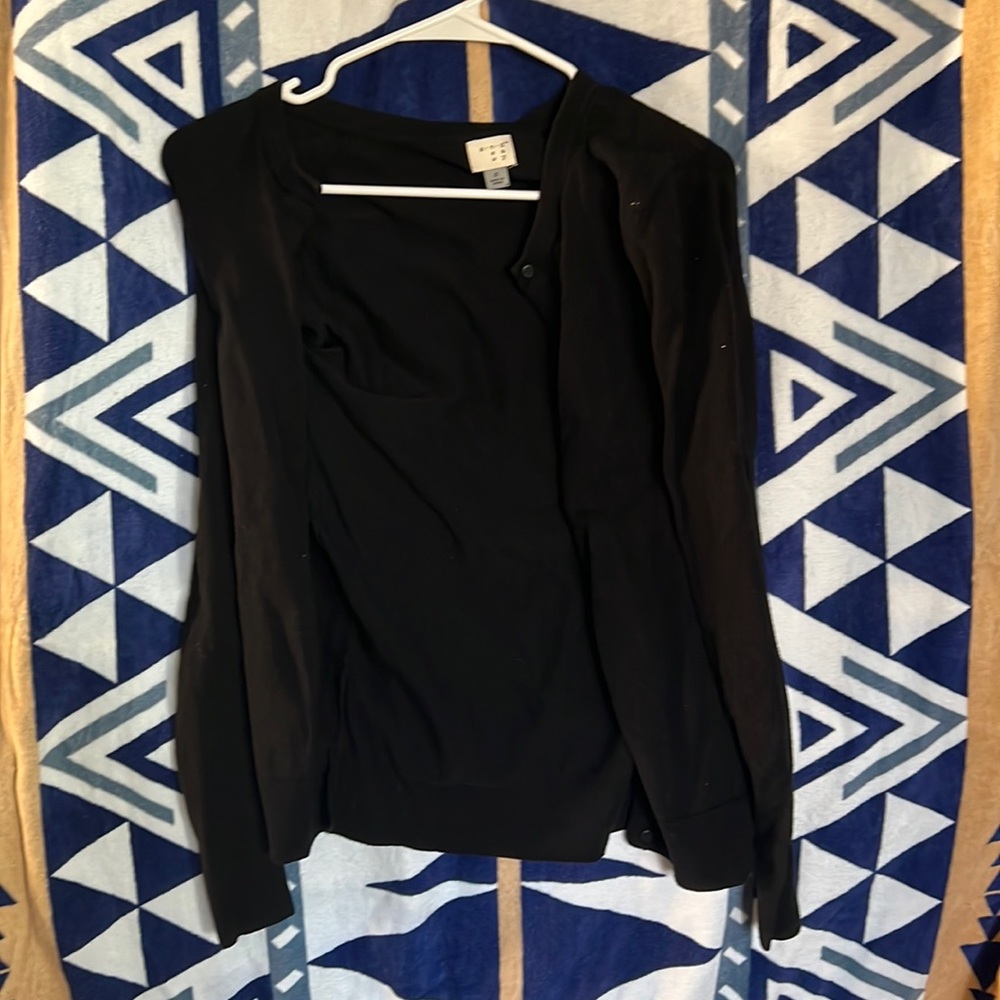 A New Day sweater size small. Black.